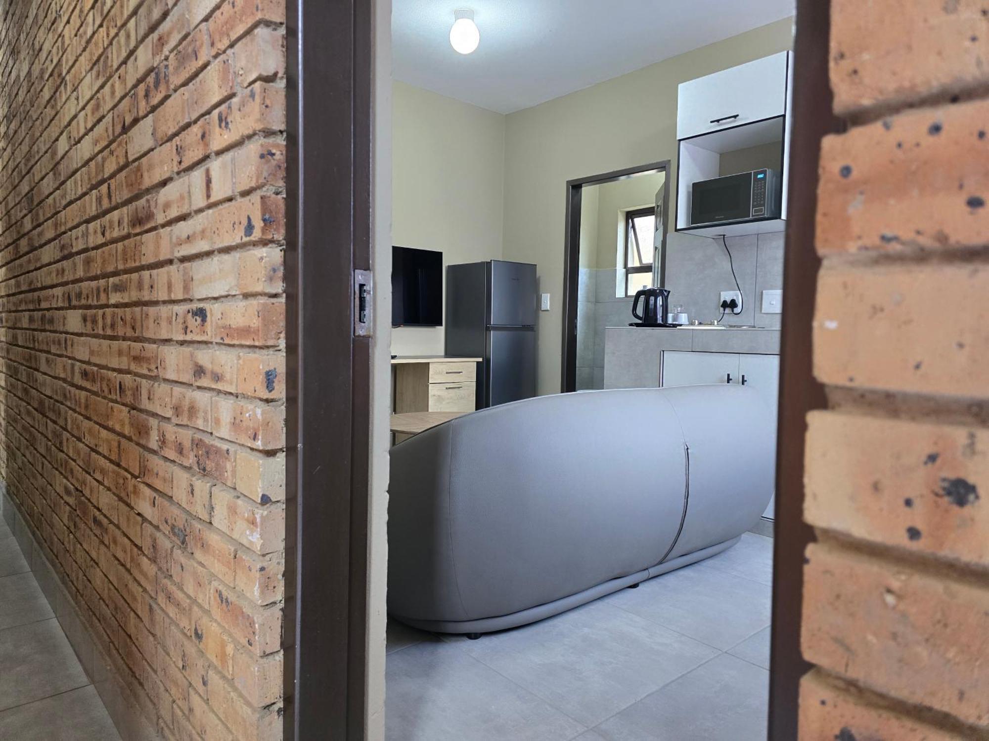 Cosmo Sleepover Roodepoort Exterior foto